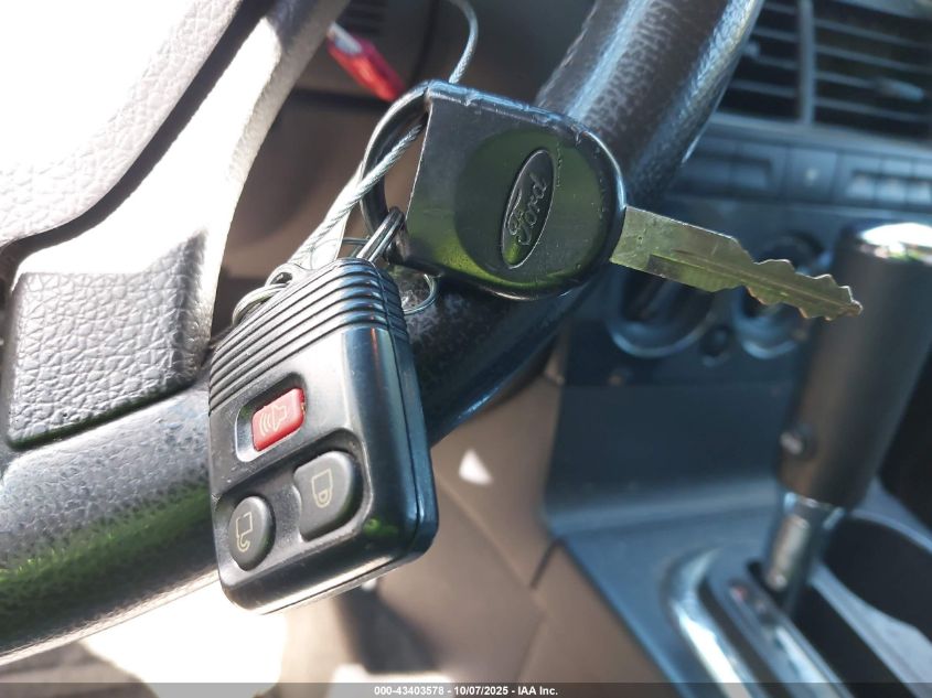 2008 Ford Explorer Sport Trac Xlt VIN: 1FMEU51E88UA00135 Lot: 43403578