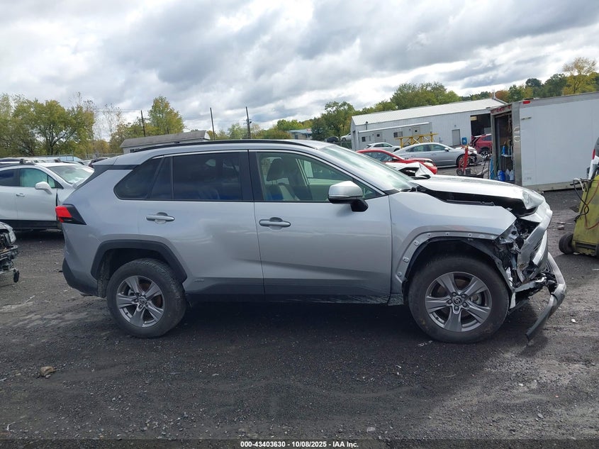 2024 TOYOTA RAV4 HYBRID XLE JTMRWRFV1RJ060356