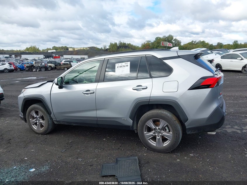 2024 TOYOTA RAV4 HYBRID XLE JTMRWRFV1RJ060356