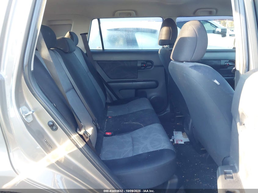 JTLZE4FE5CJ025790 2012 SCION XB photo no. 8
