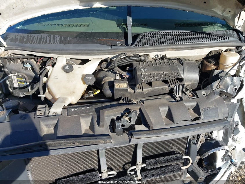 2011 Chevrolet Express Cutaway 4500 Series VIN: 1GB6G5BG8B1146581 Lot: 43403652