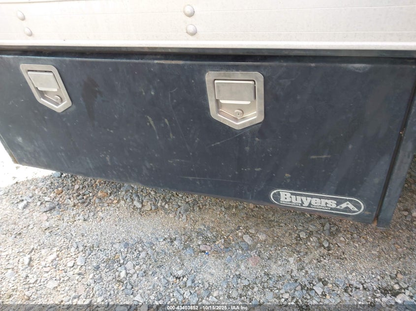 2011 Chevrolet Express Cutaway 4500 Series VIN: 1GB6G5BG8B1146581 Lot: 43403652