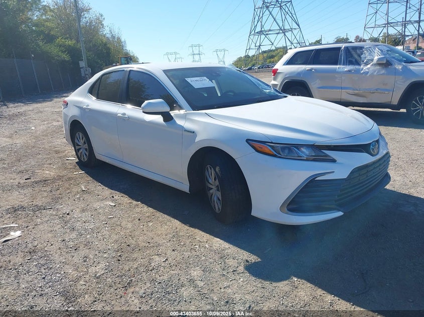 TOYOTA CAMRY HYBRID LE HYBRID