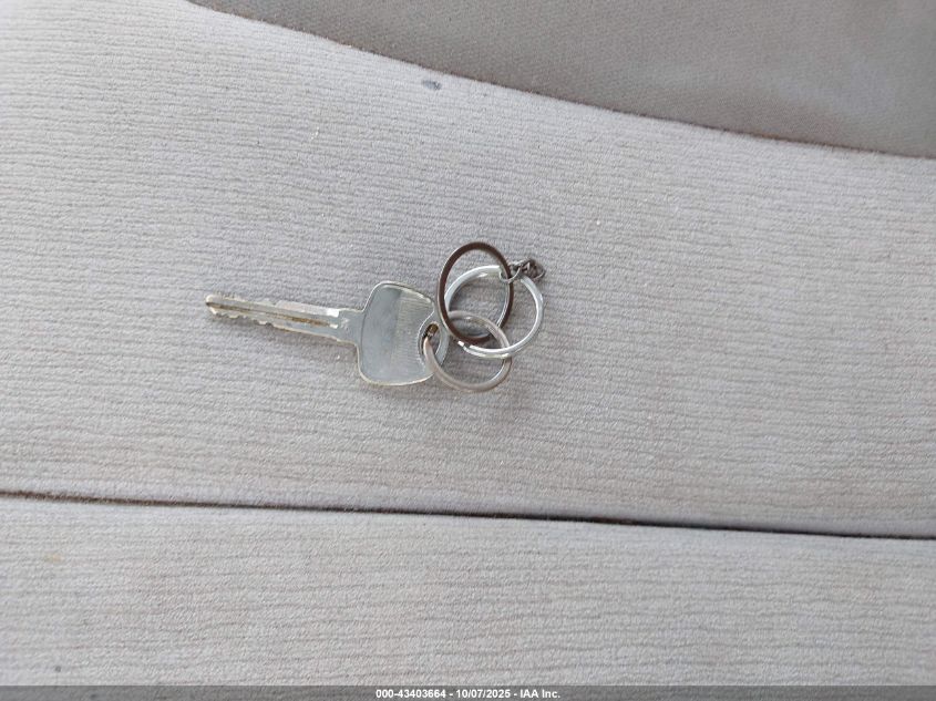 2011 Kia Sedona Lx VIN: KNDMG4C76B6371287 Lot: 43403664