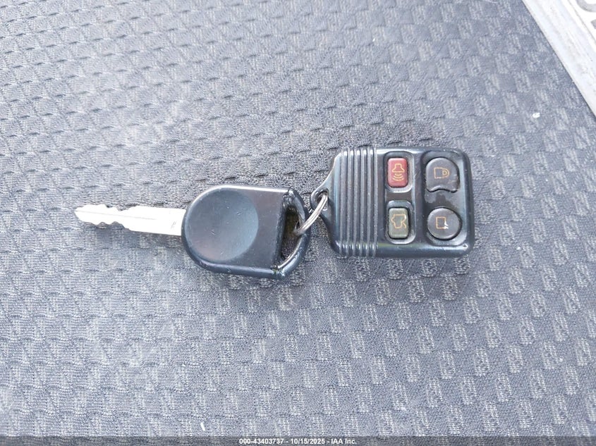 1FAHP31N17W191001 2007 FORD FOCUS photo no. 11