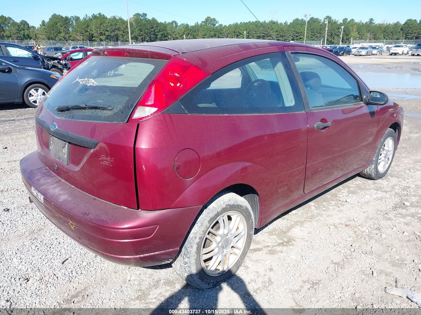 1FAHP31N17W191001 2007 FORD FOCUS photo no. 4
