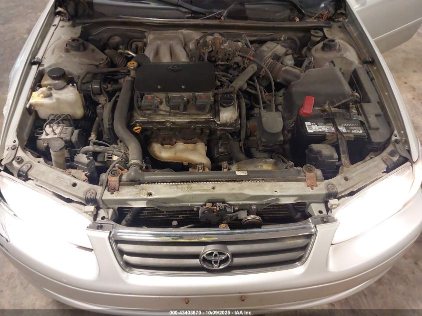 2000 Toyota Camry Le V6 VIN: 4T1BF22K3YU097731 Lot: 43403870