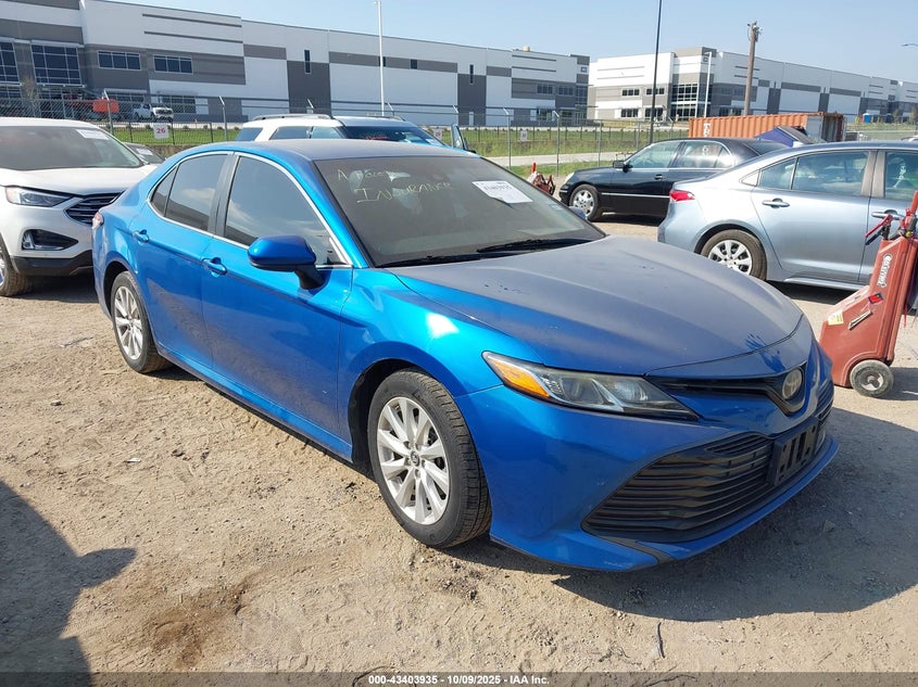 TOYOTA CAMRY LE