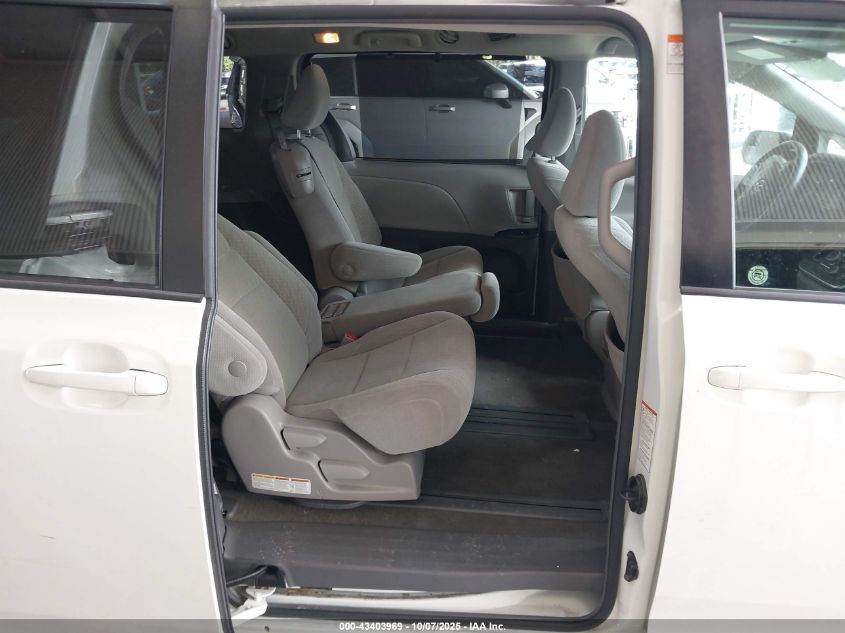 2019 Toyota Sienna Le 8 Passenger VIN: 5TDKZ3DC5KS970723 Lot: 43403969