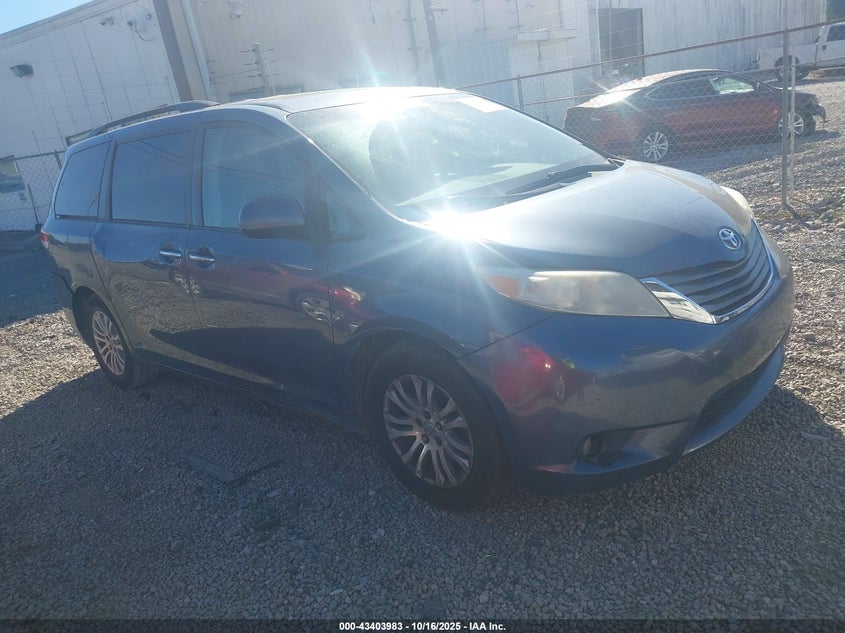 2013 TOYOTA SIENNA XLE V6 8 PASSENGER - 5TDYK3DC6DS358368