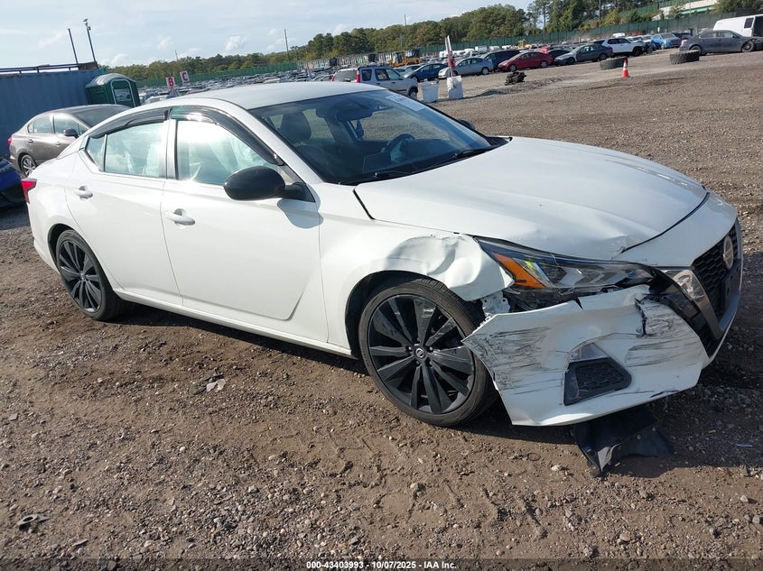 NISSAN ALTIMA 2.5 SR