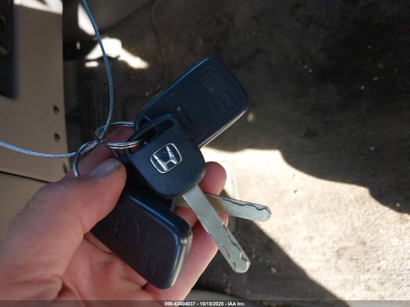 2004 Honda Odyssey Ex VIN: 5FNRL18614B143995 Lot: 43404037