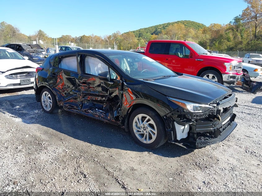 SUBARU IMPREZA BASE 5-DOOR