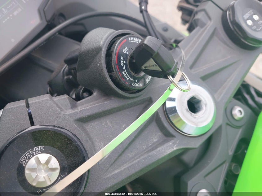 2025 Kawasaki Zx636 K VIN: JKBZXJJ14SA023574 Lot: 43404132