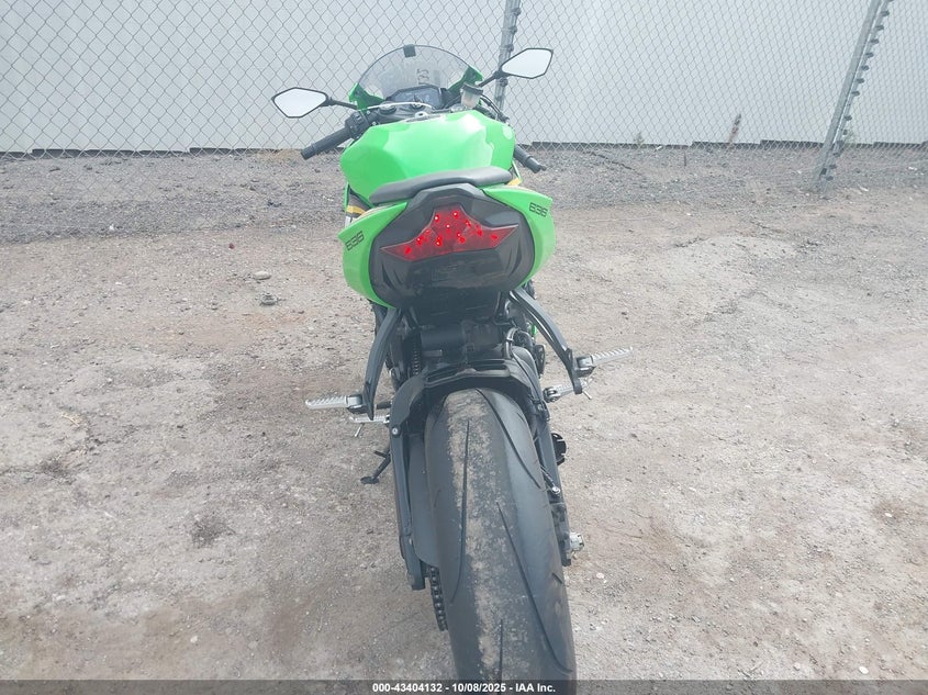 2025 Kawasaki Zx636 K VIN: JKBZXJJ14SA023574 Lot: 43404132