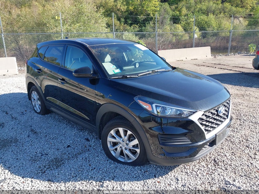 HYUNDAI TUCSON SE