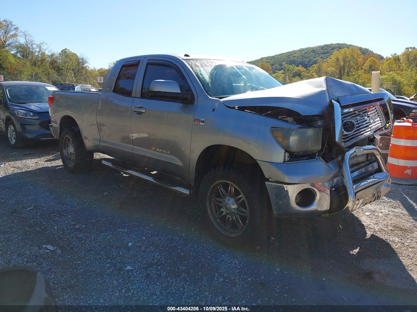 TOYOTA TUNDRA GRADE 5.7L V8