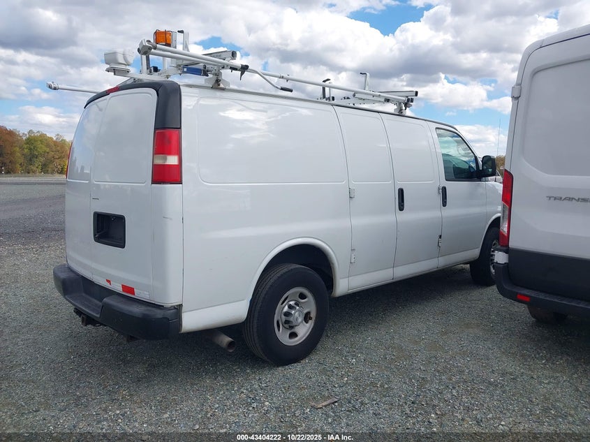 2015 Chevrolet Express 2500 Work Van VIN: 1GCWGFCF9F1154640 Lot: 43404222