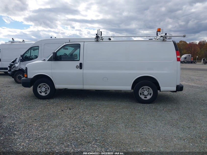 2015 Chevrolet Express 2500 Work Van VIN: 1GCWGFCF9F1154640 Lot: 43404222