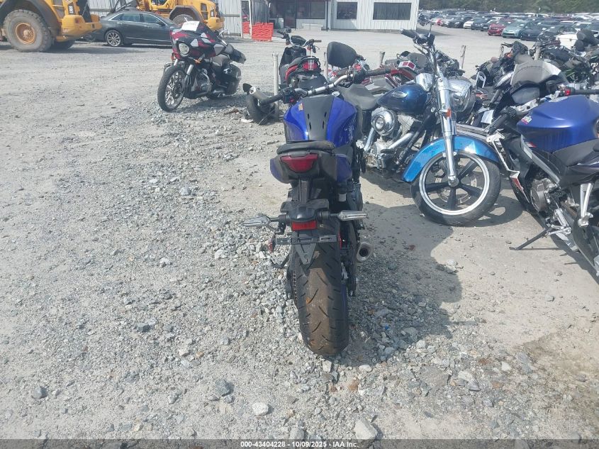 2025 Yamaha Mtn690 VIN: JYARM48E9SA001272 Lot: 43404228