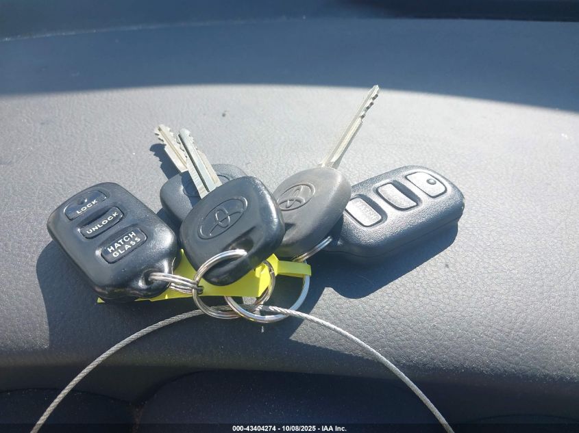 2005 Toyota Matrix VIN: 2T1KR32E85C443910 Lot: 43404274