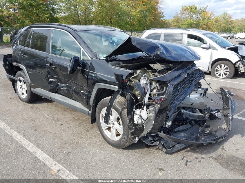 TOYOTA RAV4 HYBRID LE