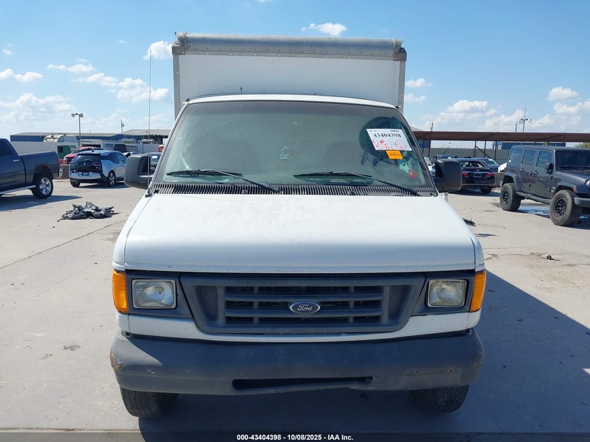 2005 Ford E-350 Cutaway Standard VIN: 1FDNE35L55HA95719 Lot: 43404398