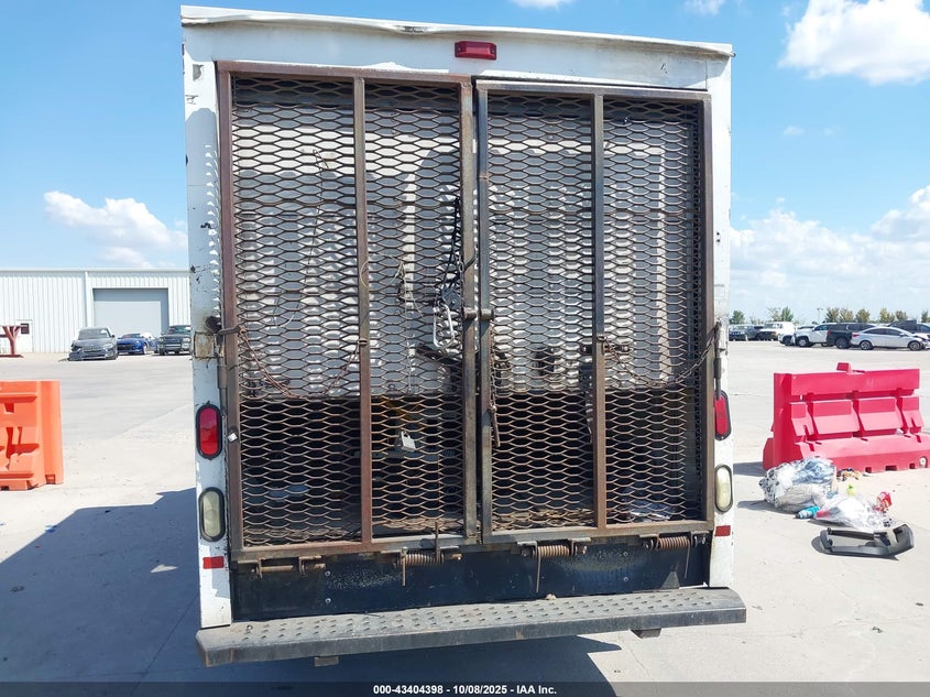 2005 Ford E-350 Cutaway Standard VIN: 1FDNE35L55HA95719 Lot: 43404398