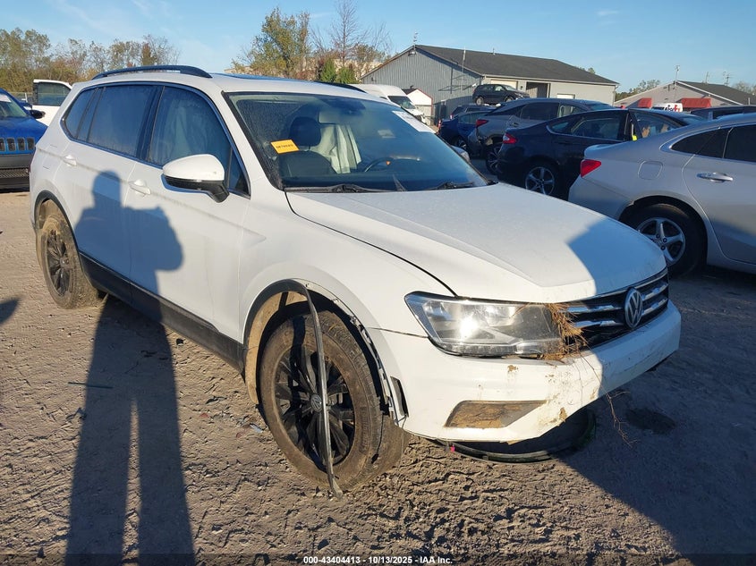 VOLKSWAGEN TIGUAN 2.0T SE/2.0T SEL