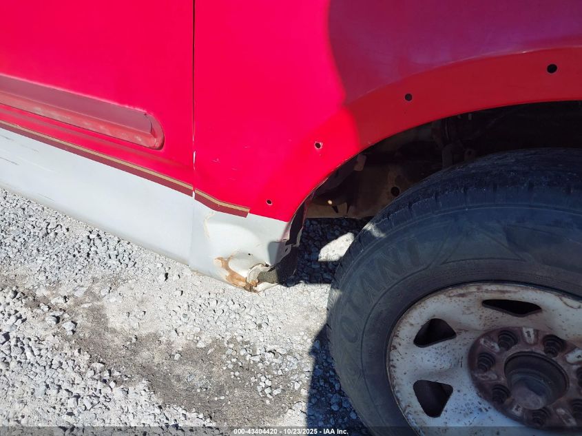 1999 Ford F-250 Lariat/Work Series/Xl/Xlt VIN: 1FTRX27L0XNA29669 Lot: 43404420