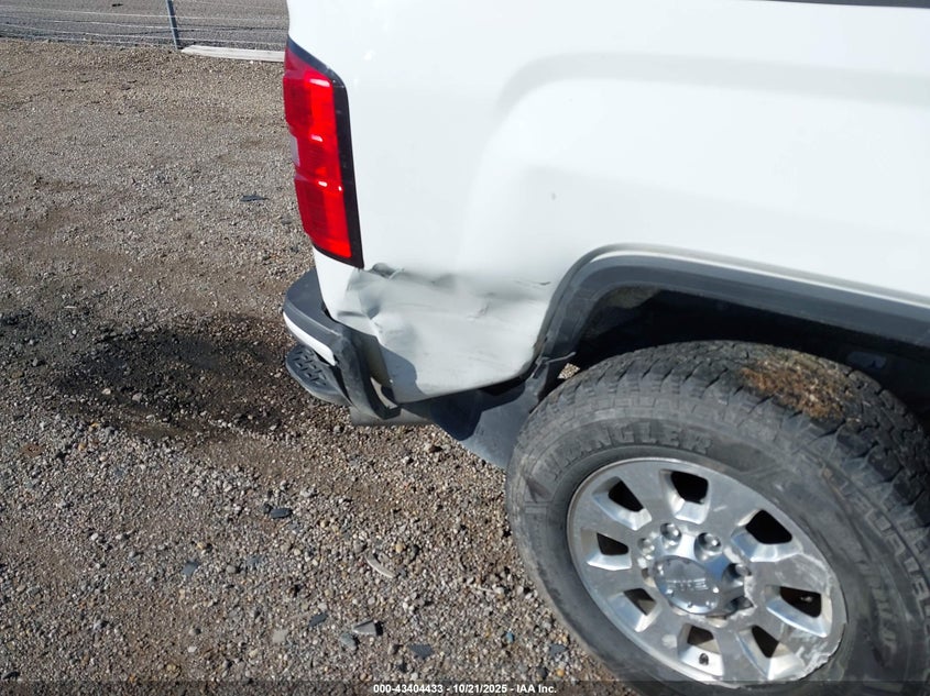 1GT424E81FF183688 2015 GMC SIERRA photo no. 11