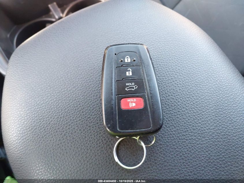 2022 Toyota Rav4 Xle VIN: JTMP1RFV4ND087193 Lot: 43404450