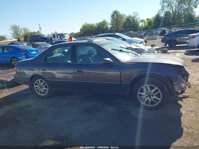2001 Toyota Camry Xle V6 VIN: 4T1BF28K01U963902 Lot: 43404545