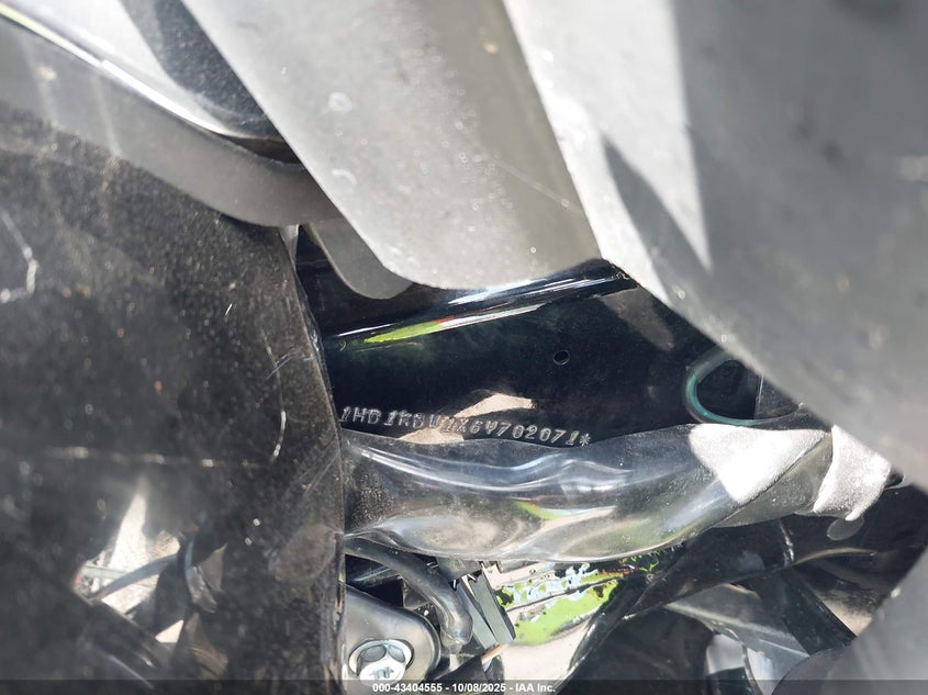 2006 Harley-Davidson Flhxi VIN: 1HD1KBW1X6Y702071 Lot: 43404555