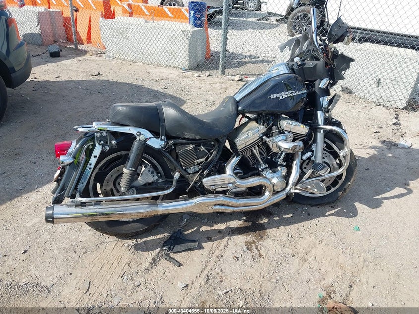 2006 Harley-Davidson Flhxi VIN: 1HD1KBW1X6Y702071 Lot: 43404555