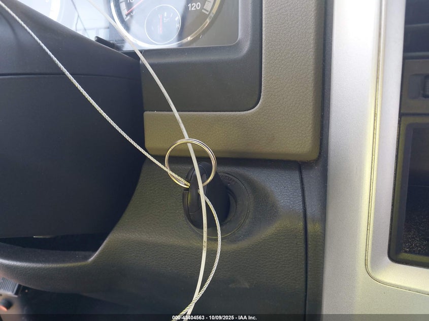 2009 Dodge Ram 1500 Slt/Sport/Trx VIN: 1D3HB13T19J531988 Lot: 43404563