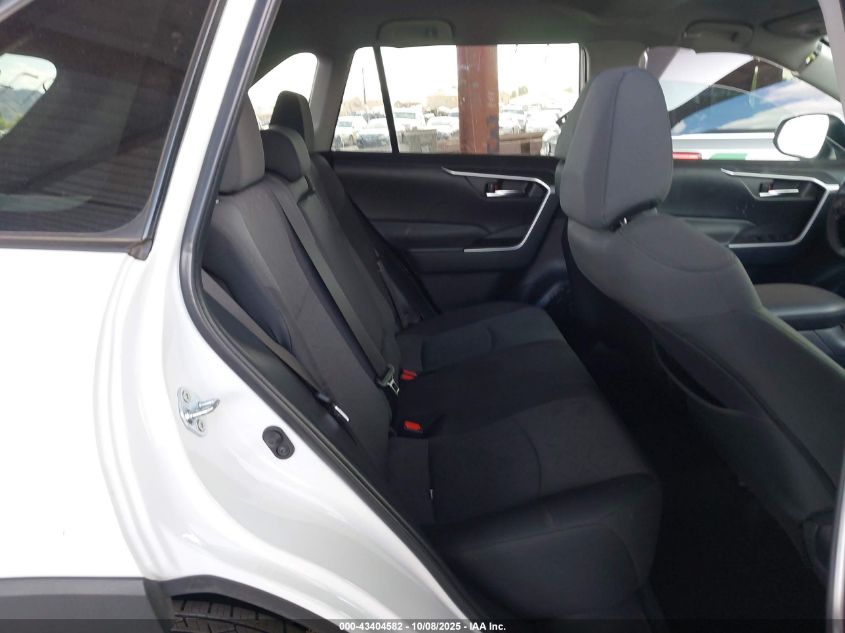 2024 Toyota Rav4 Xle VIN: 2T3W1RFV9RW328251 Lot: 43404582