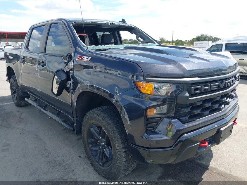 CHEVROLET SILVERADO 1500 4WD SHORT BED CUSTOM TRAIL BOSS