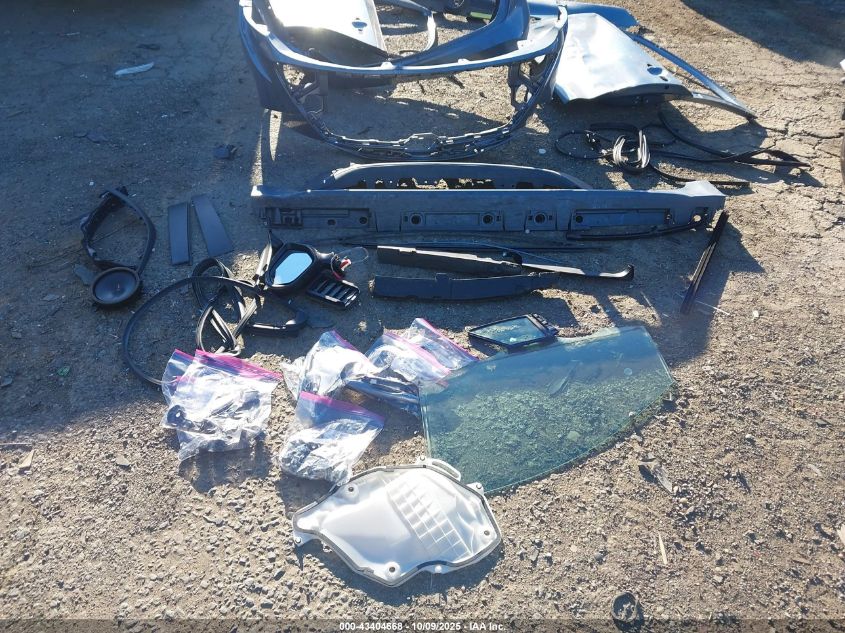 2020 Toyota Corolla Le VIN: 5YFEPRAE9LP083812 Lot: 43404668