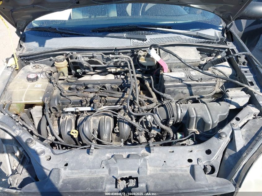 2005 Ford Focus Zx5 VIN: 3FAFP37N35R131784 Lot: 43404677