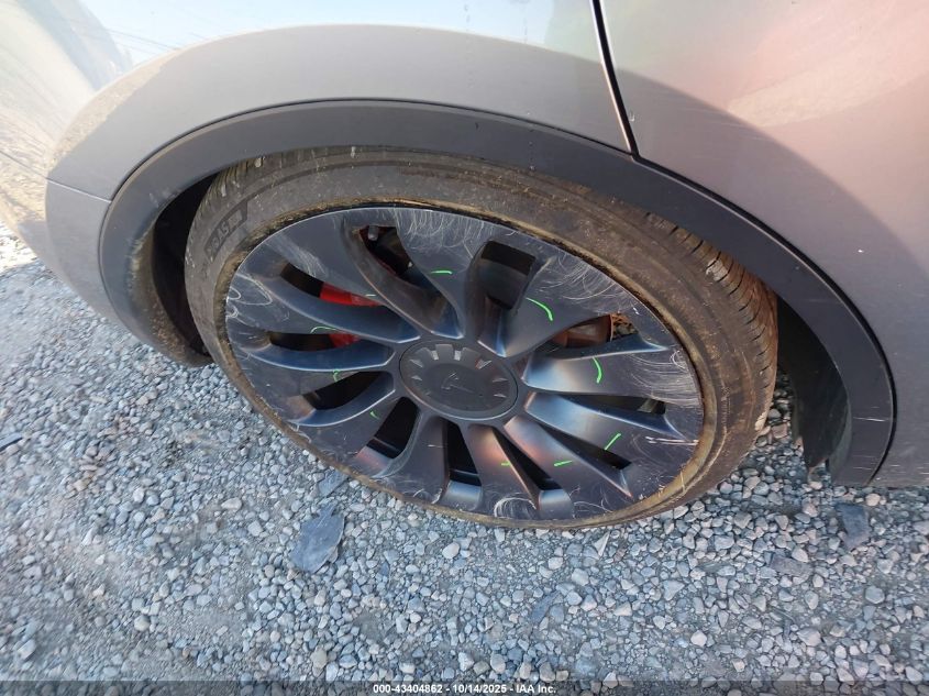 2024 Tesla Model Y Performance Dual Motor All-Wheel Drive VIN: 7SAYGDEF5RA312879 Lot: 43404862