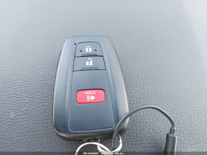 2025 Toyota Rav4 Hybrid Xle VIN: 2T3RWRFV1SW266381 Lot: 43404887