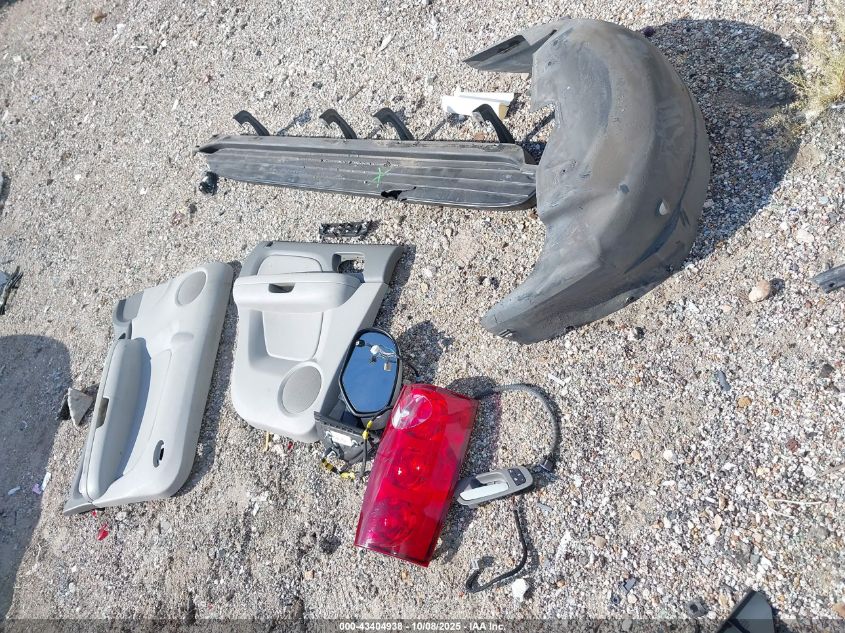 2007 GMC Yukon Slt VIN: 1GKFC13057R244000 Lot: 43404938