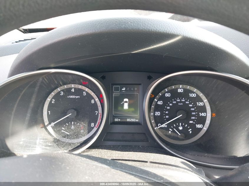 2017 Hyundai Santa Fe Se VIN: KM8SM4HF6HU250288 Lot: 43405064