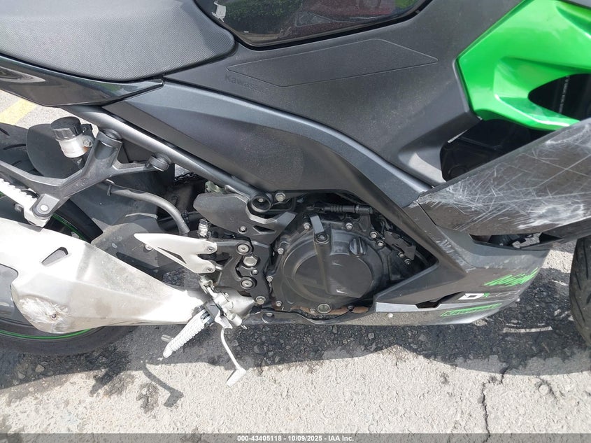 2023 Kawasaki Ex400 VIN: JKAEXKG12PDAM3055 Lot: 43405118