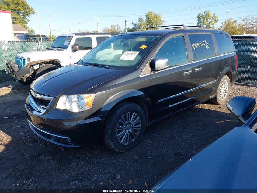 2C4RC1CG2ER108324 2014 CHRYSLER TOWN & COUNTRY photo no. 2