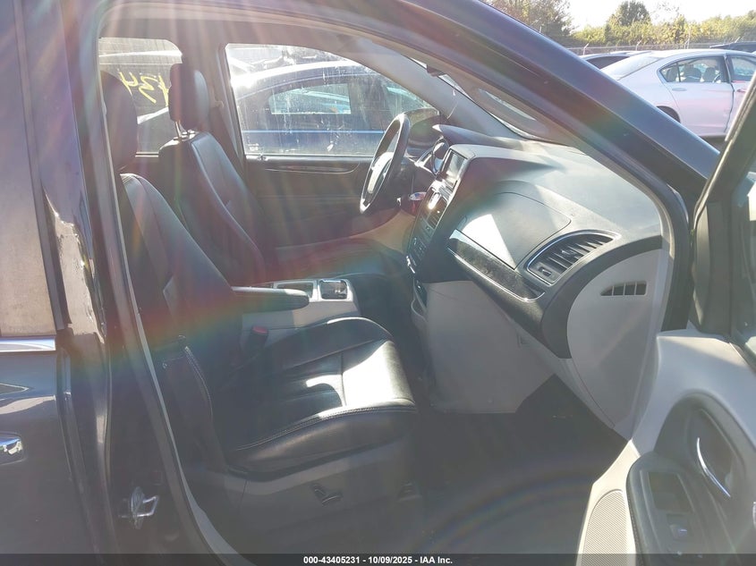 2C4RC1CG2ER108324 2014 CHRYSLER TOWN & COUNTRY photo no. 5