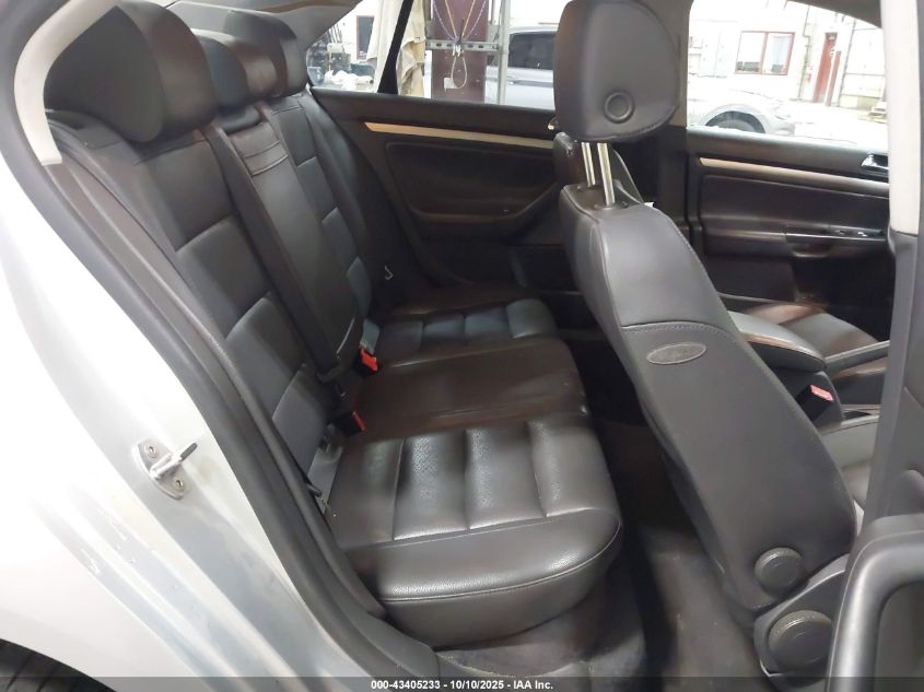 2005 Volkswagen Jetta 2.5 VIN: 3VWSF71K75M604601 Lot: 43405233