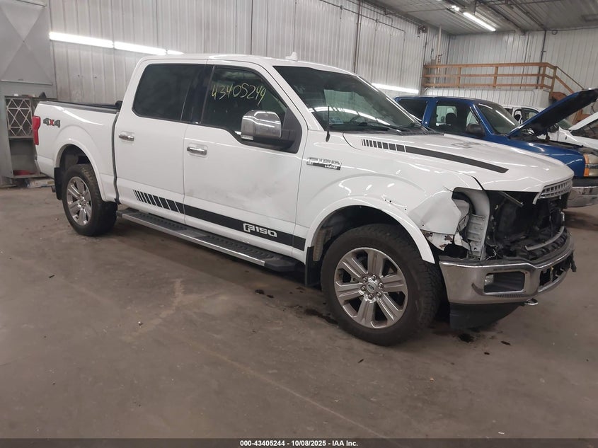 FORD F-150 LARIAT