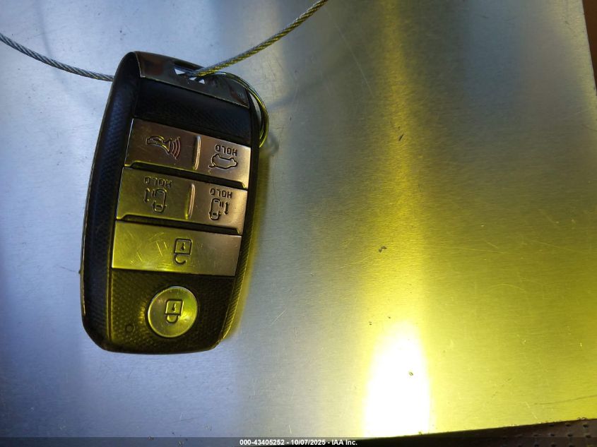 2016 Kia Sedona Lx VIN: KNDMB5C13G6215005 Lot: 43405252